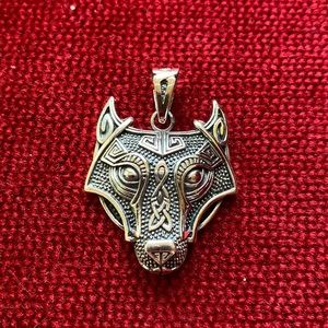 Beautiful Fox pendant